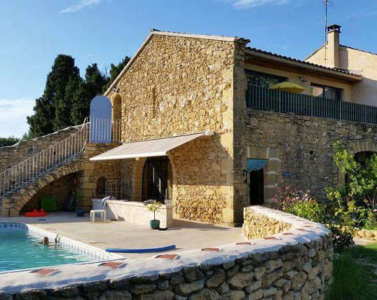 La piscine du Mas Bleu en Provence