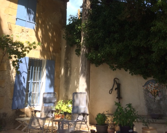 La chambre du Mas Bleumas/ en Provence